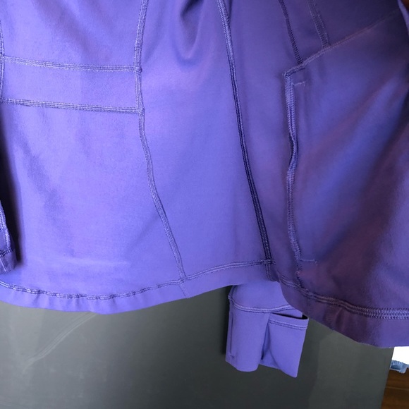 Lululemon jacket Sz 6 - Picture 8 of 15